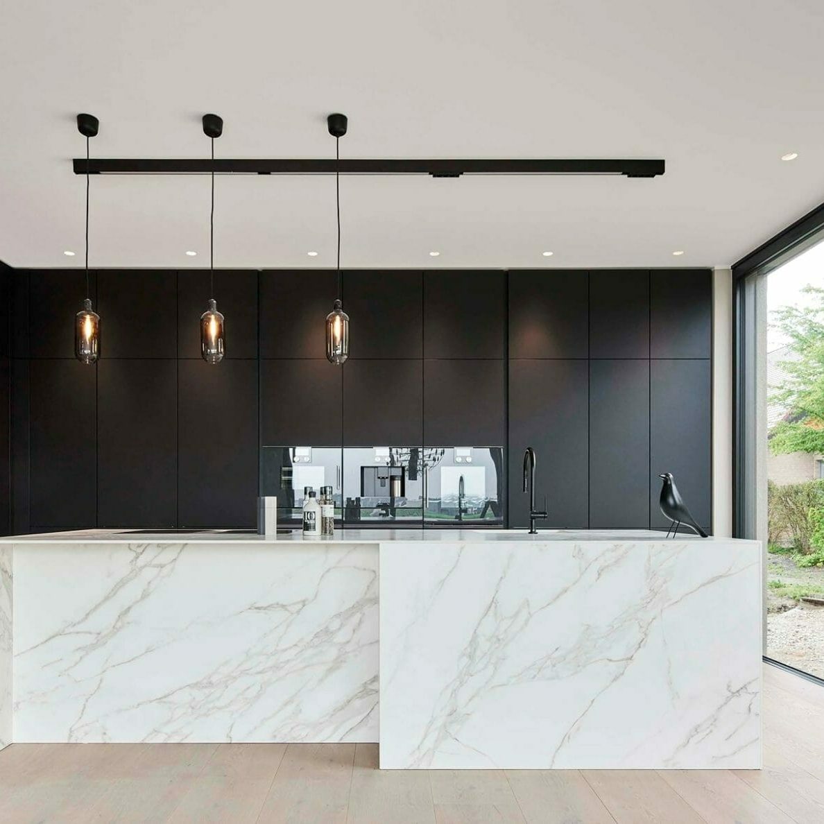 Contemporary Kitchen